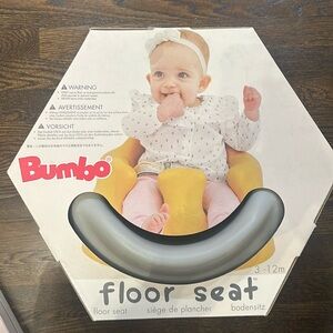 Bumbo Floor Seat